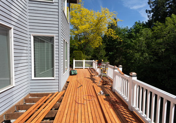Deck Building Cost - Average Prices + Saving Tips [2025 Data] - Get A ...