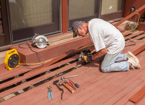 Hire a contractor or do it yourself for deck permit DIY vs. hiring contractors for deck permits